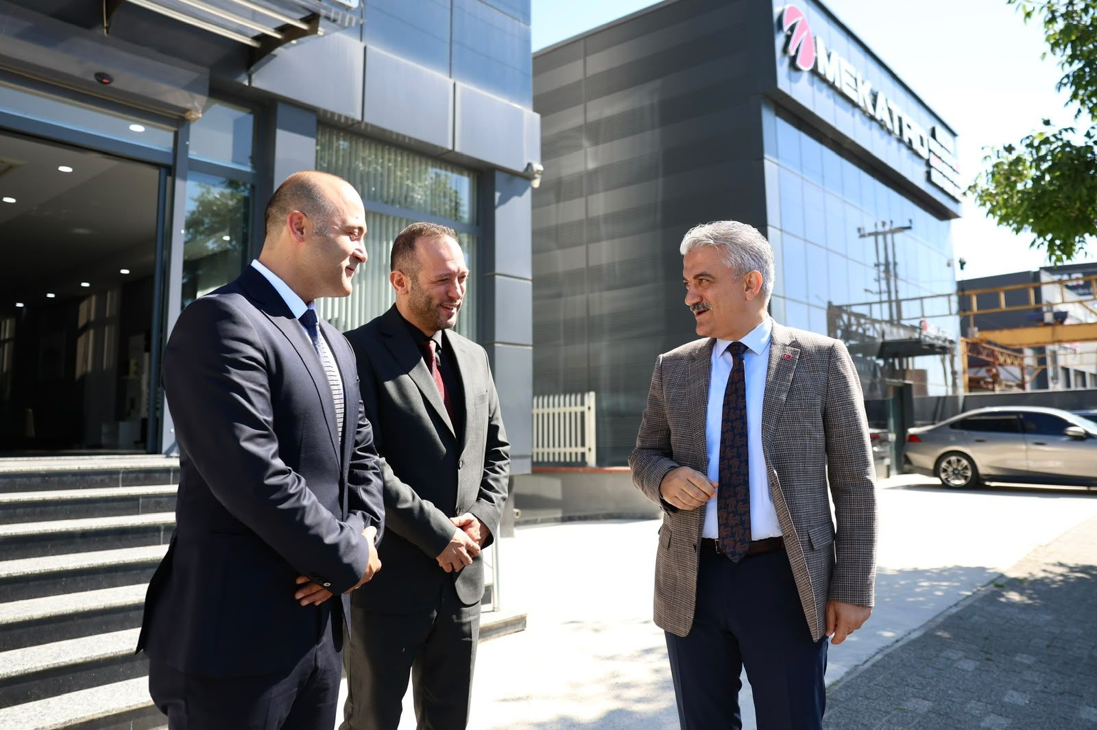 Düzce Valisi Mehmet Makas Mekatro Mühendislik A.S yi Ziyaret Etti